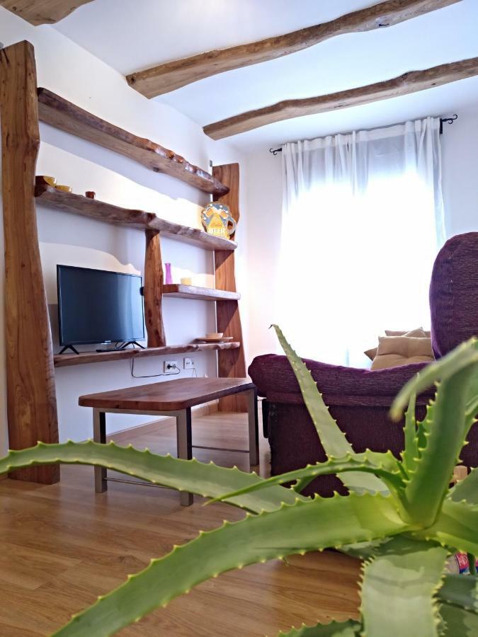 Apartamento Santa Cruz เลออน ภายนอก รูปภาพ